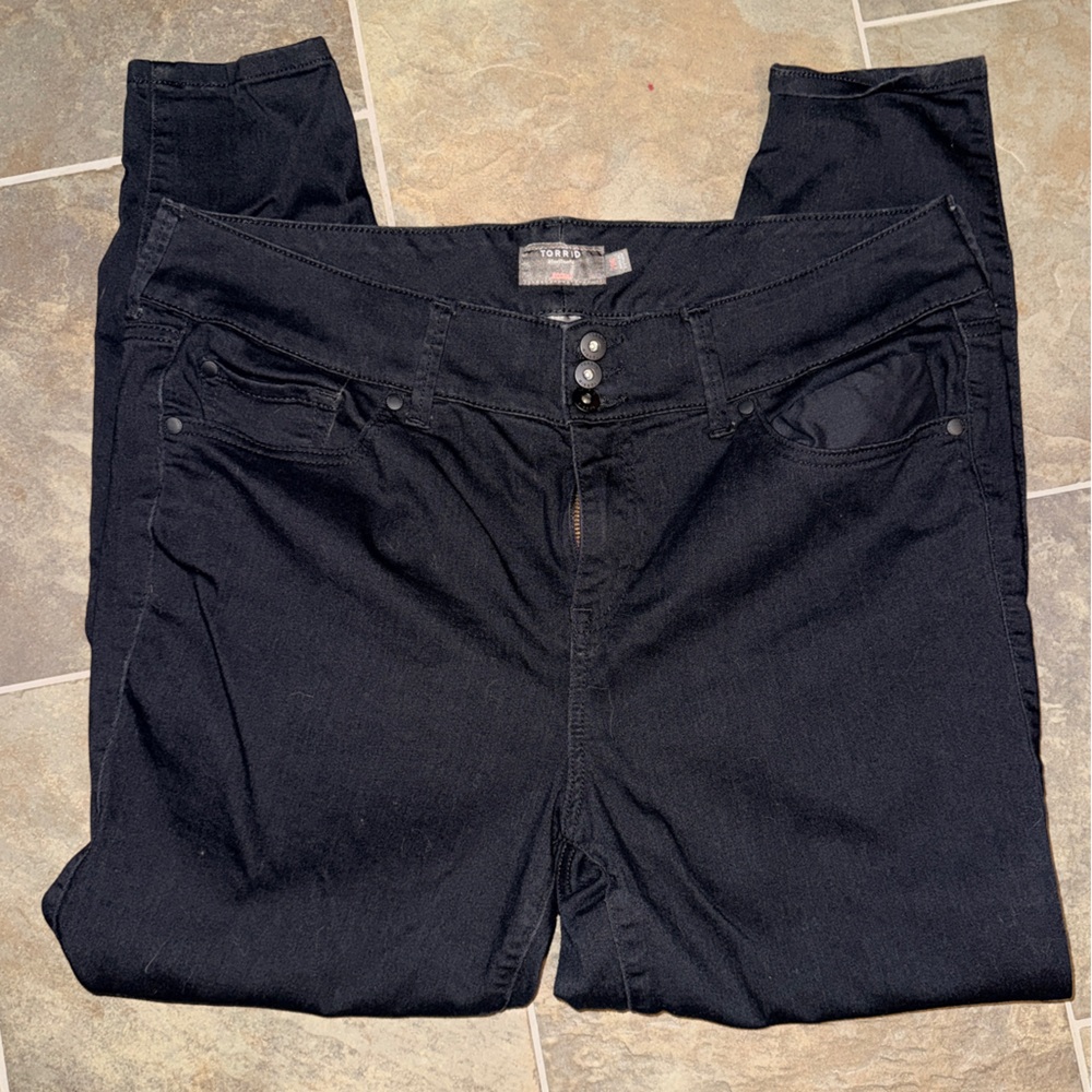 Torrid Feel the Fit super soft black jeggings size 20